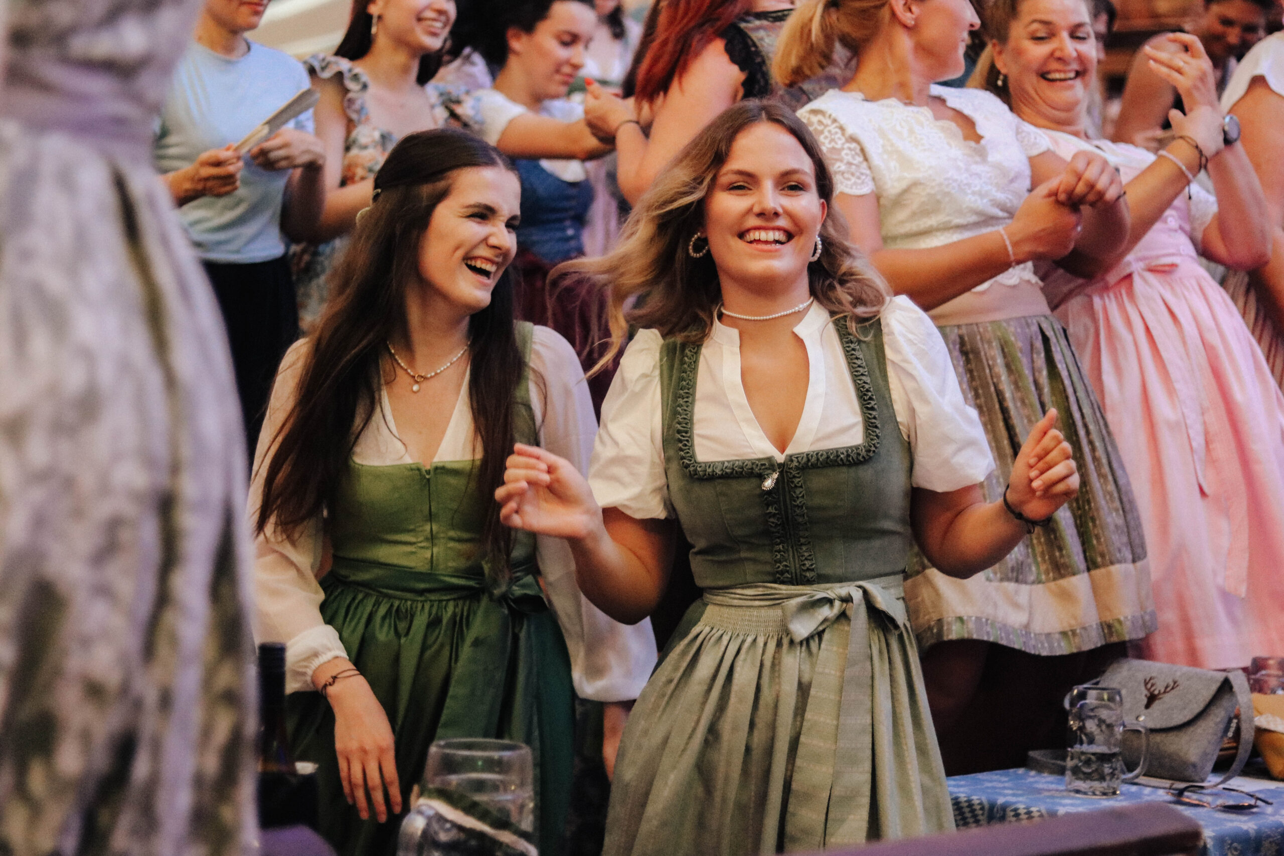 Das Festzelt der Genussarena Wenisch von Innen