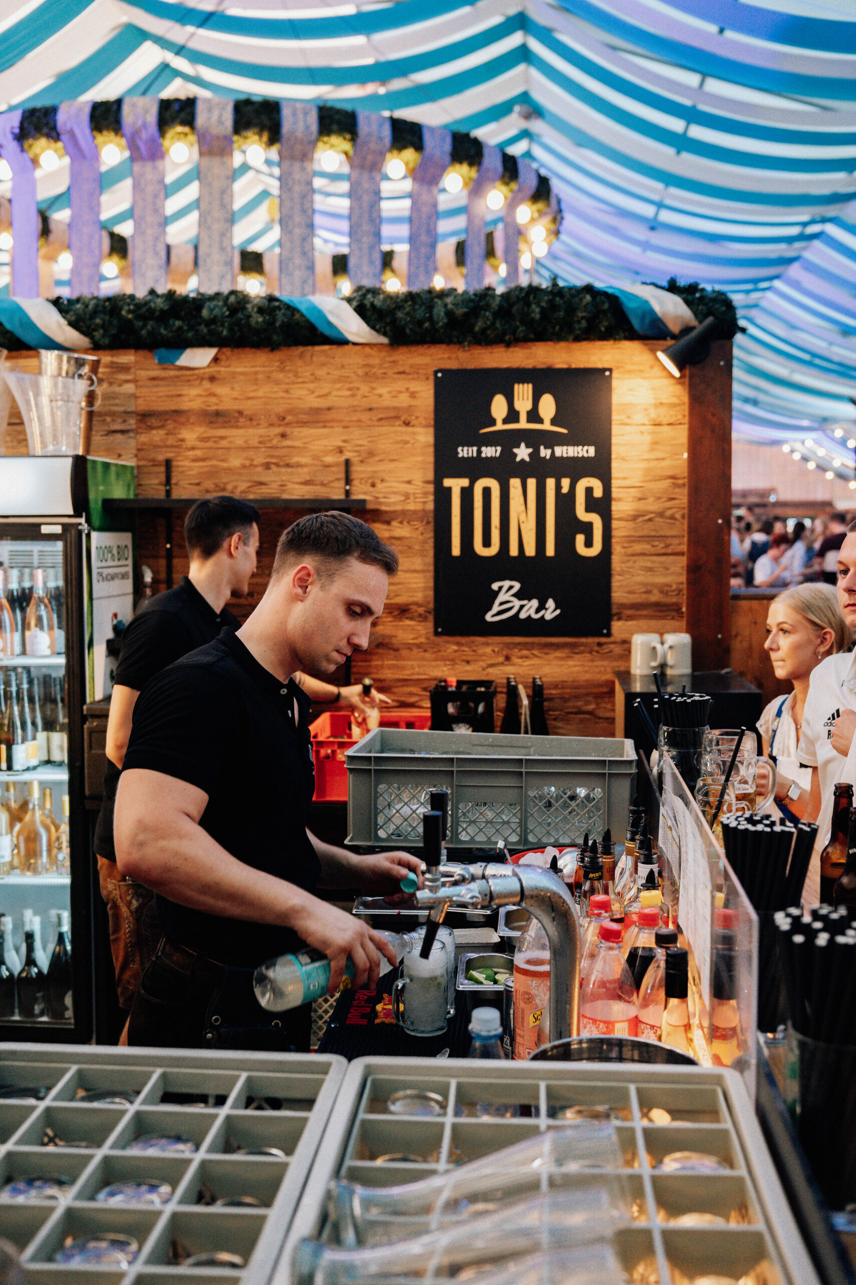 Toni's Bar